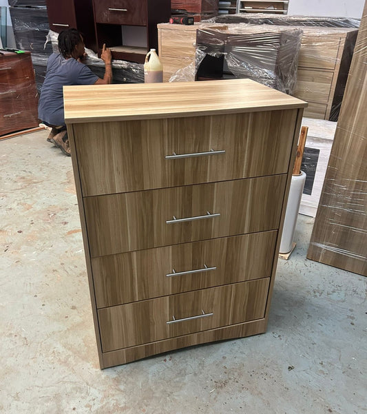 Christopher 4 Draw (Damaged)